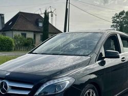 Noir Utilisé 2012 Mercedes B180 Monospace | 10 990 € (Prix assez cher)