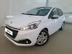 Blanc Utilisé 2018 Peugeot 208 Style Citadine | 5 990 € (Prix juste)