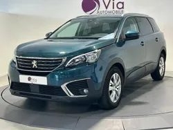 Vert Utilisé 2019 Peugeot 5008 Active Monospace | 13 990 € (Prix assez cher)
