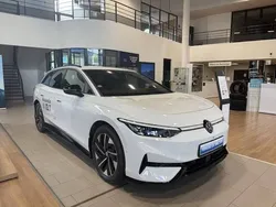 Noir Utilisé 2024 VW ID.7 Pro Berline | 53 990 € (Prix cher)