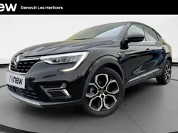 Noir Utilisé 2023 Renault Arkana Techno SUV | 22 980 € (Prix juste)