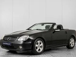 Noir Utilisé 2001 Mercedes SLK200 Cabriolet | 5 900 €