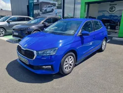 Bleu Utilisé 2023 Skoda Fabia Ambition Berline | 15 990 € (Prix juste)
