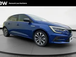 Bleu Utilisé 2024 Renault Mégane IV Techno Berline | 24 980 € (Prix assez cher)