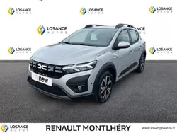 Gris Utilisé 2024 Dacia Sandero Expression Citadine | 17 590 € (Prix juste)