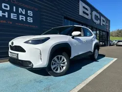 Blanc Nouvelle 2025 Toyota Yaris Cross SUV | 25 990 €