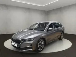 Gris Utilisé 2024 Skoda Octavia Selection Break | 35 450 € (Prix assez cher)