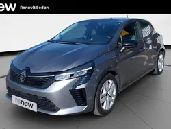 Gris Utilisé 2023 Renault Clio V Evolution Citadine | 16 390 € (Prix juste)