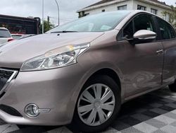 Utilisé 2012 Peugeot 208 Allure Citadine | 4 490 € (Prix juste)