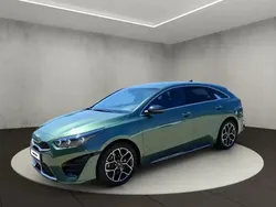 Vert Utilisé 2024 Kia ProCeed GT-Line Citadine | 28 480 € (Prix juste)