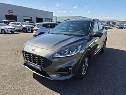 Gris Utilisé 2022 Ford Kuga ST-Line SUV | 26 799 € (Prix juste)