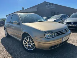Jaune Utilisé 2002 VW Golf IV Berline | 5 999 € (Prix juste)