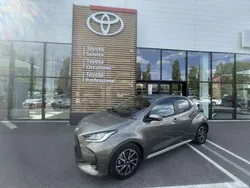 Utilisé 2022 Toyota Yaris Hybrid Design Berline | 19 480 € (Prix juste)