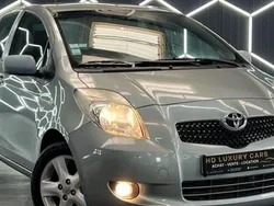 Gris Utilisé 2008 Toyota Yaris Citadine | 4 990 € (Bon prix)