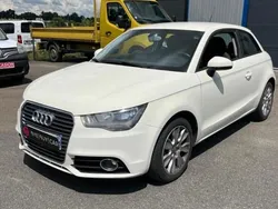 Blanc Utilisé 2011 Audi A1 Ambition Citadine | 7 490 € (Prix juste)