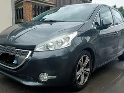 Utilisé 2012 Peugeot 208 Allure Citadine | 4 900 € (Bon prix)