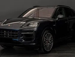 Utilisé 2024 Porsche Cayenne SUV | 117 800 € (Prix juste)