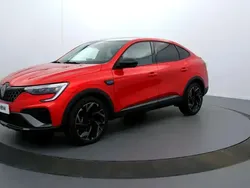 Rouge Utilisé 2024 Renault Arkana Esprit Alpine SUV | 29 990 € (Prix cher)
