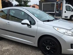 Gris Utilisé 2010 Peugeot 207 Urban Move Citadine | 4 990 € (Bon prix)