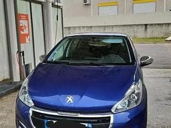 Bleu Utilisé 2017 Peugeot 208 Style Citadine | 5 990 € (Super prix)