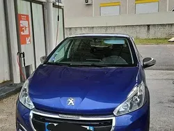 Bleu Utilisé 2017 Peugeot 208 Style Citadine | 5 990 € (Super prix)