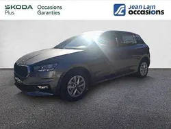 Gris Utilisé 2025 Skoda Fabia Selection | 19 990 € (Bon prix)