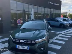 Vert Utilisé 2025 Dacia Sandero Expression Citadine | 17 990 € (Prix juste)