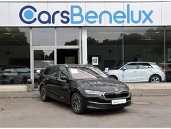 Noir Nouvelle 2025 Skoda Octavia Selection Break | 34 348 € (Prix juste)