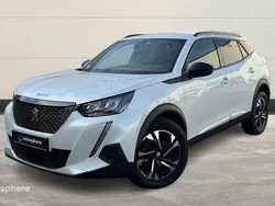 Blanc Utilisé 2023 Peugeot 2008 Allure SUV | 17 799 € (Prix juste)