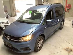 Bleu Utilisé 2016 VW Caddy Maxi Trendline Monospace | 14 495 €