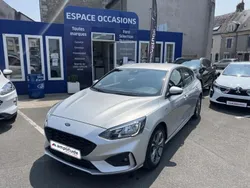 Gris lunaire mã©tallisã© Utilisé 2020 Ford Focus ST-Line Berline | 16 999 € (Bon prix)