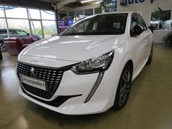 Blanc Utilisé 2022 Peugeot 208 Active Citadine | 11 900 € (Prix juste)