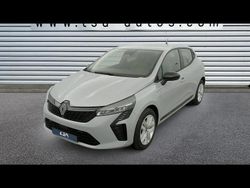 Gris Nouvelle 2025 Renault Clio V Evolution Berline | 20 980 € (Prix juste)