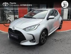 Gris mineral Utilisé 2025 Toyota Yaris Hybrid Design Berline | 22 890 € (Prix juste)