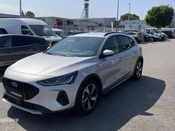 Gris Nouvelle 2025 Ford Focus Active Berline | 29 499 € (Prix cher)
