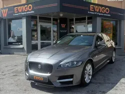 Gris Utilisé 2018 Jaguar XF R-Sport Berline | 21 990 €