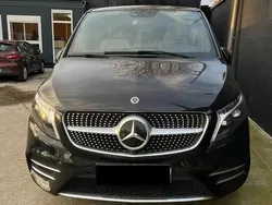 Noir Utilisé 2023 Mercedes V300 Monospace | 69 490 € (Prix assez cher)