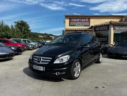 Noir Utilisé 2009 Mercedes B200 Monospace | 7 900 € (Prix juste)