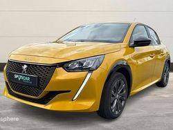 Jaune Utilisé 2023 Peugeot e-208 Style Citadine | 17 799 € (Prix juste)