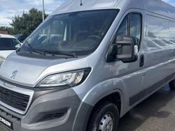 Gris Utilisé 2015 Peugeot Boxer Van | 11 990 € (Prix assez cher)