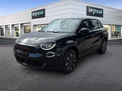 Onyx black Nouvelle 2025 Fiat 600E Red SUV | 24 490 € (Prix juste)