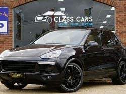 Noir Utilisé 2016 Porsche Cayenne SUV | 40 990 € (Prix juste)