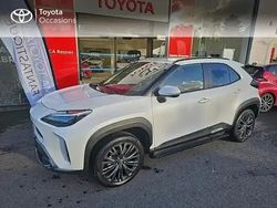 Blanc lunaire nacré Occasion 2024 Toyota Yaris Hybrid SUV | 24 990 € (Prix juste)