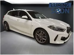 Blanc Utilisé 2024 BMW 118 Sport Line Citadine | 32 990 € (Prix juste)