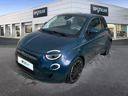 Blanc Utilisé 2023 Fiat 500e La Prima Citadine | 16 990 € (Super prix)