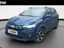 Bleu Utilisé 2024 Dacia Sandero Expression Citadine | 16 699 € (Prix juste)
