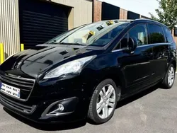 Noir Utilisé 2015 Peugeot 5008 Allure Monospace | 8 500 € (Prix juste)
