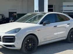 Gris Utilisé 2023 Porsche Cayenne Platinum Edition SUV | 104 990 €