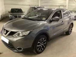 Gris Utilisé 2015 Nissan Qashqai Tekna SUV | 13 500 € (Prix assez cher)