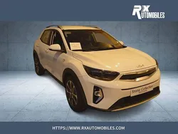 Utilisé 2025 Kia Stonic SUV | 21 890 € (Prix juste)